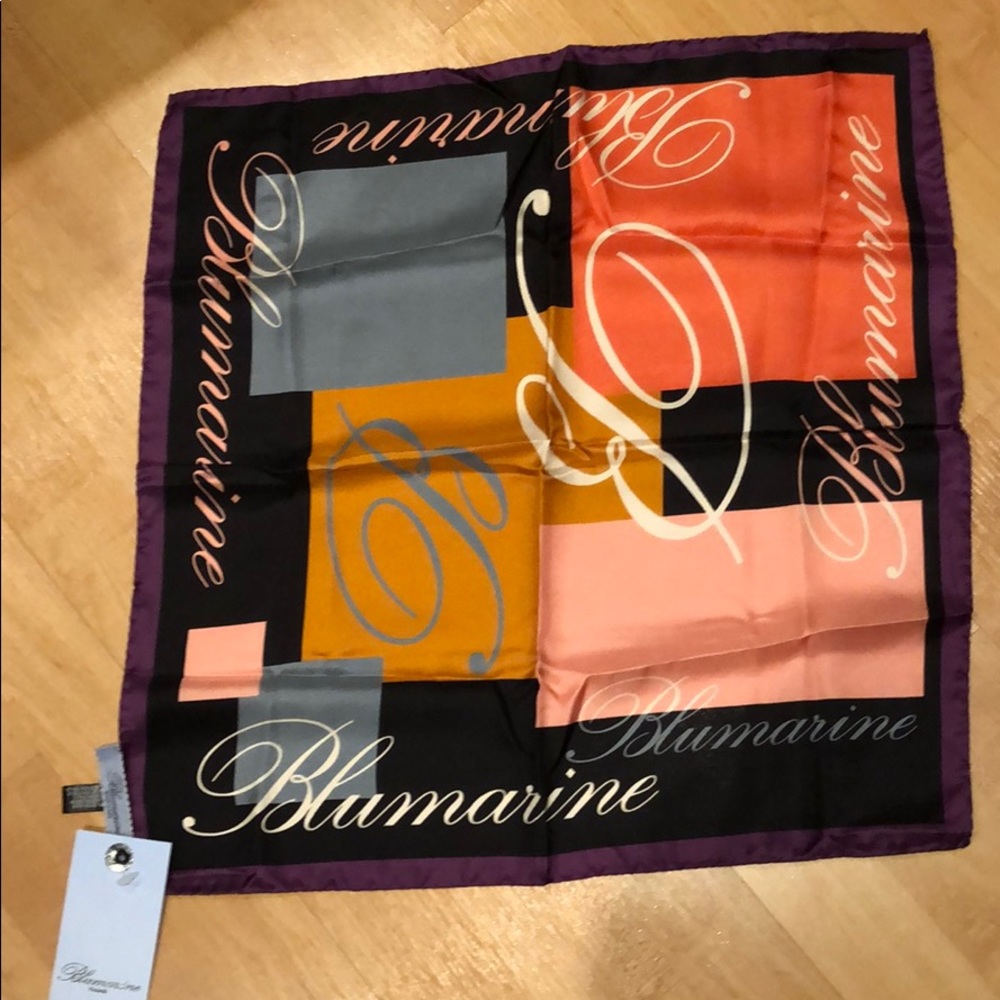 Blumarine 100 percent silk scarf Made in Italy